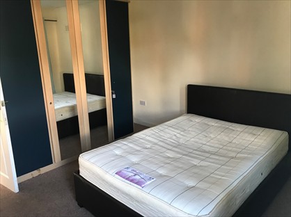 Room in a Shared House, Rose Hill Close, OL6