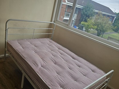 Room in a Shared House, Charlesfield, SE9