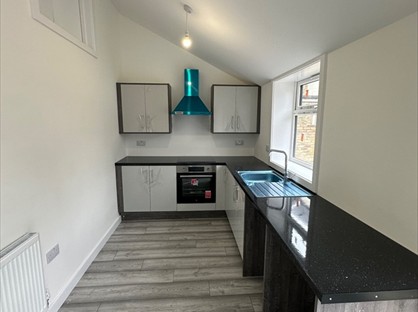 2 Bed Bungalow, Stanley Road, RM12