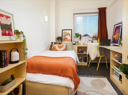 Room in a Shared Flat, Birmingham, B4