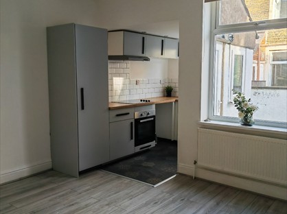 2 Bed Terraced House, Scarlett Street, BB11