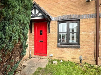 2 Bed Terraced House, Cwrt Llwynog, SA6