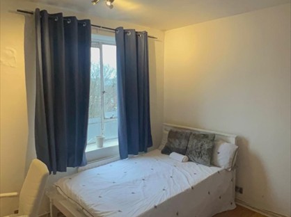 Room in a Shared Flat, Bowyer House, SW18
