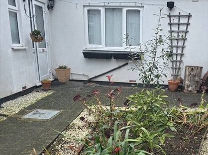 2 Bed Semi-Detached House, Station Road, HP7