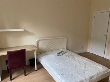 Room in a Shared Flat, Copland Road, G51