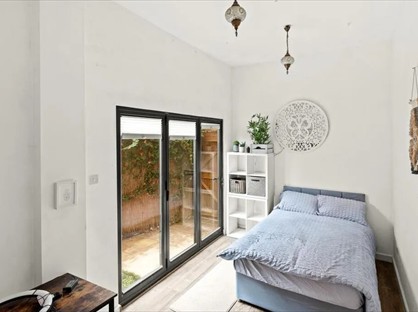 2 Bed Flat, Homewood Avenue, EN6