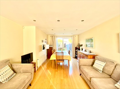 3 Bed Detached House, Warden Avenue, HA2