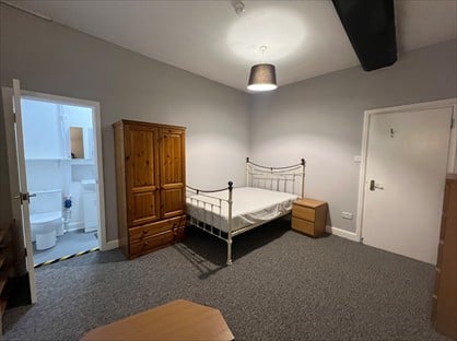 Room in a Shared House, Fore Street, BA14