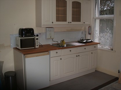 Room in a Shared House, Park Hill, SM5