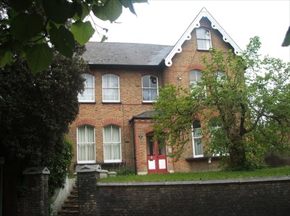 Room in a Shared House, Park Hill, SM5