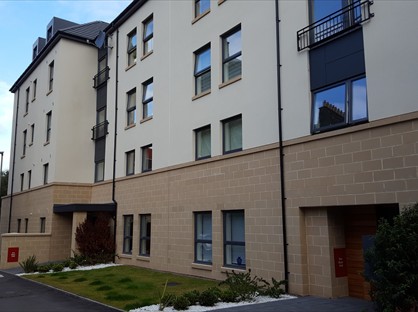 2 Bed Flat, Hatters Lane, EH7