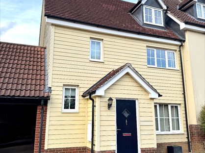 3 Bed Semi-Detached House, Rye Hill, CO10