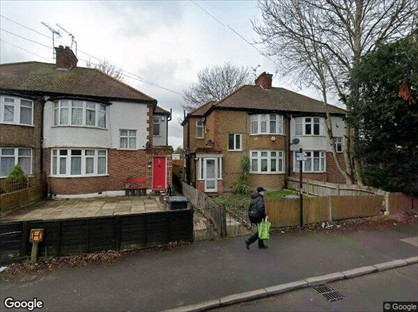 1 Bed Maisonette, River Gardens, TW14