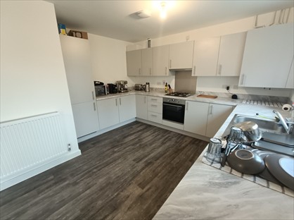 Room in a Shared House, Bombard Way, IP22