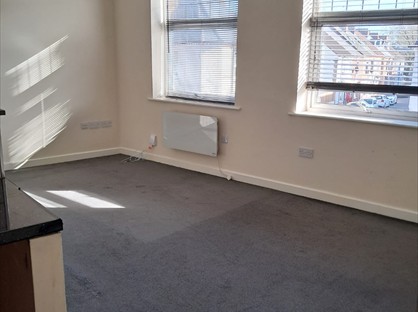 1 Bed Flat, Outram St, NG17