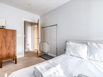 Room in a Shared Flat, Dominion Walk, E14