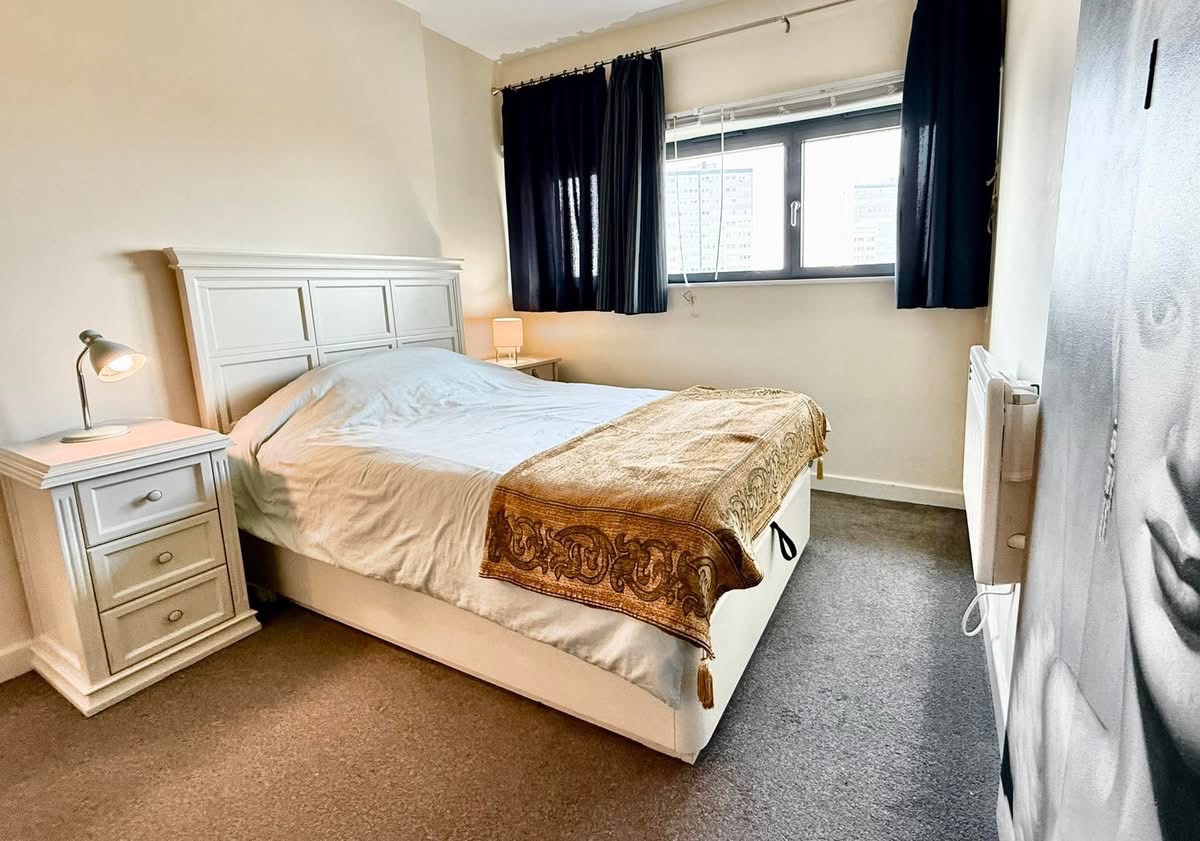 1 Bed Flat, Arsenal, N7 photo 3