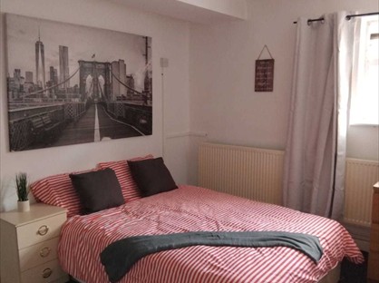 Studio Flat, Gladstone Building, DY1