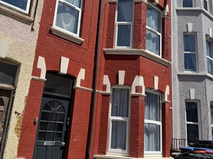 1 Bed Flat, Hatfeild Road, CT9