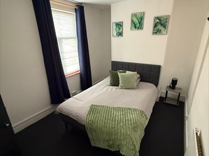 4 Bed Terraced House, Walsall Road, WS10