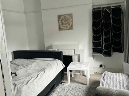 Room in a Shared House, Kemp Road, BH9