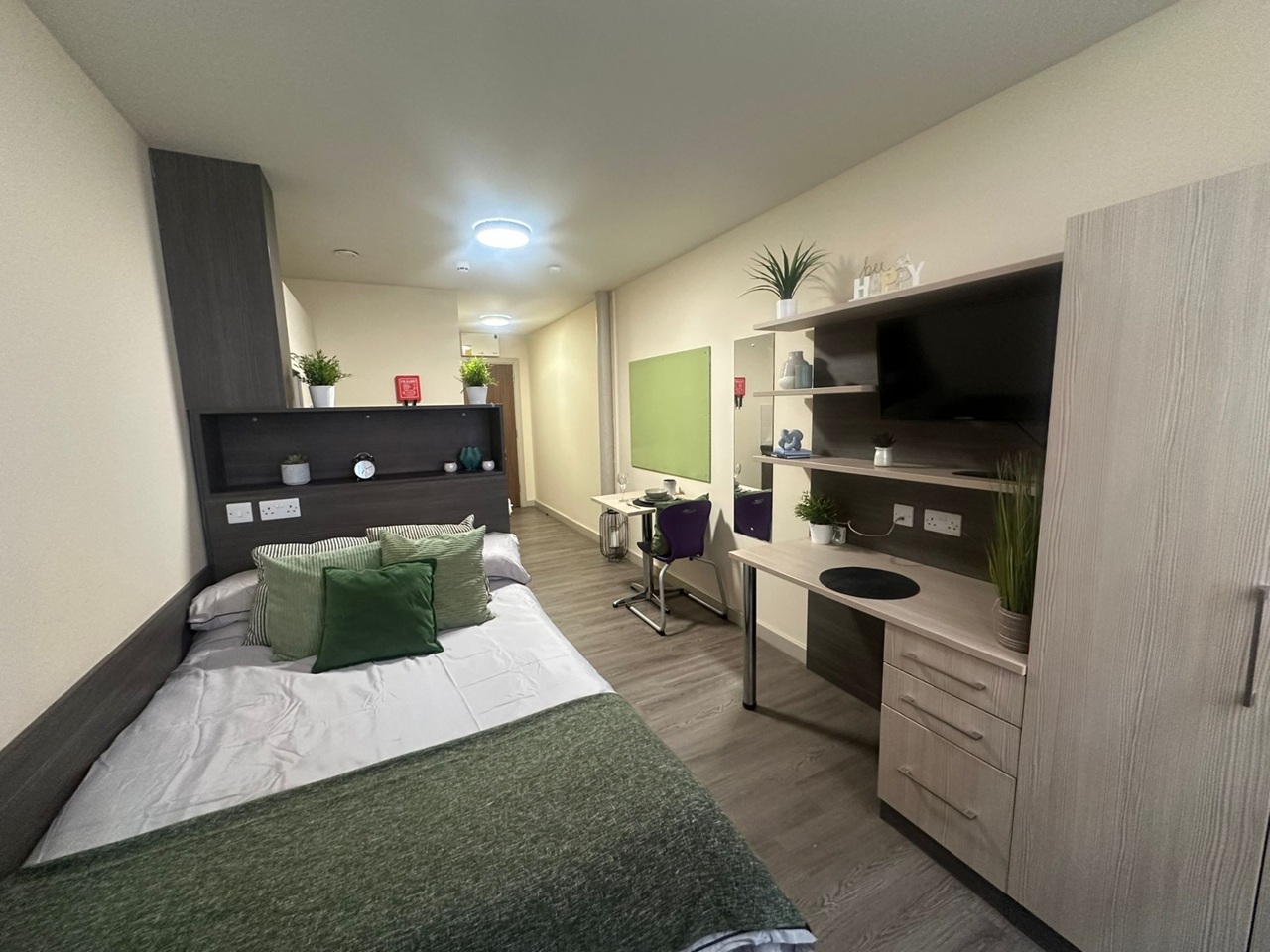 Additional image 4 of Studio Flat, Halley House, NG1, N1 7GU