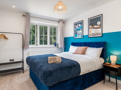 4 Bed Semi-Detached House, Cressex Square, HP12