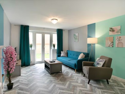 5 Bed Detached House, Buckthorn Road, PE7