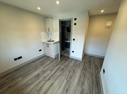 Studio Flat, Wedmore Road, UB6