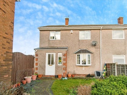 3 Bed Semi-Detached House, Acacia Walk, WF11