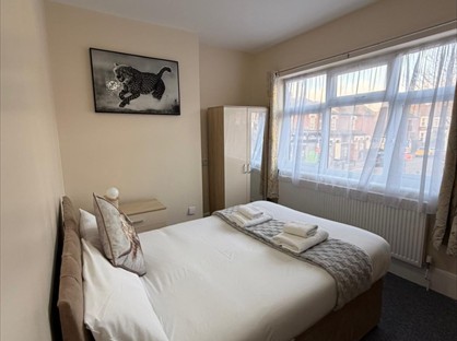 3 Bed Flat, Philip Lane, N15