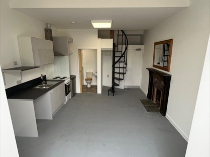 1 Bed Flat, Tolcarne Road, TR7