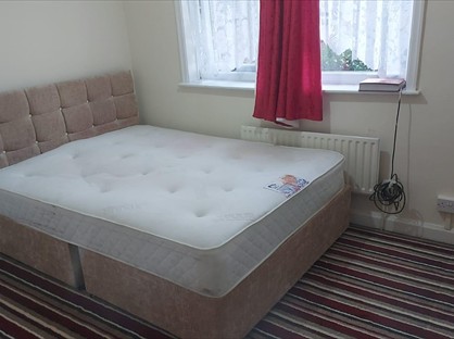 Room in a Shared House, Dernford Avenue, M19