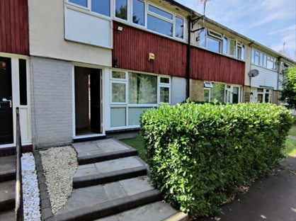 3 Bed Terraced House, High Road, SS16