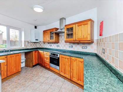4 Bed Terraced House, Leighton, PE2