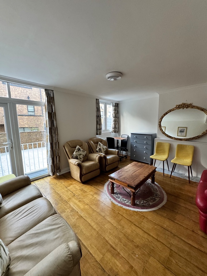 4 Bed Flat, Carlton Vale, NW6