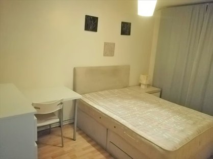 Room in a Shared Flat, Wigram Court, SW11
