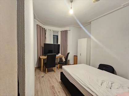 2 Bed Maisonette, Grove Green Road, E11