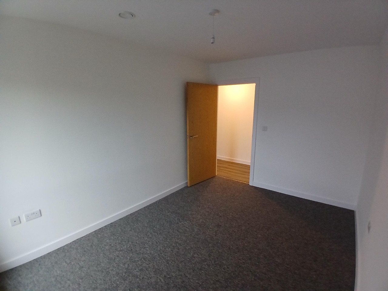2 Bed Flat, Knitwear House, BS5 photo 5