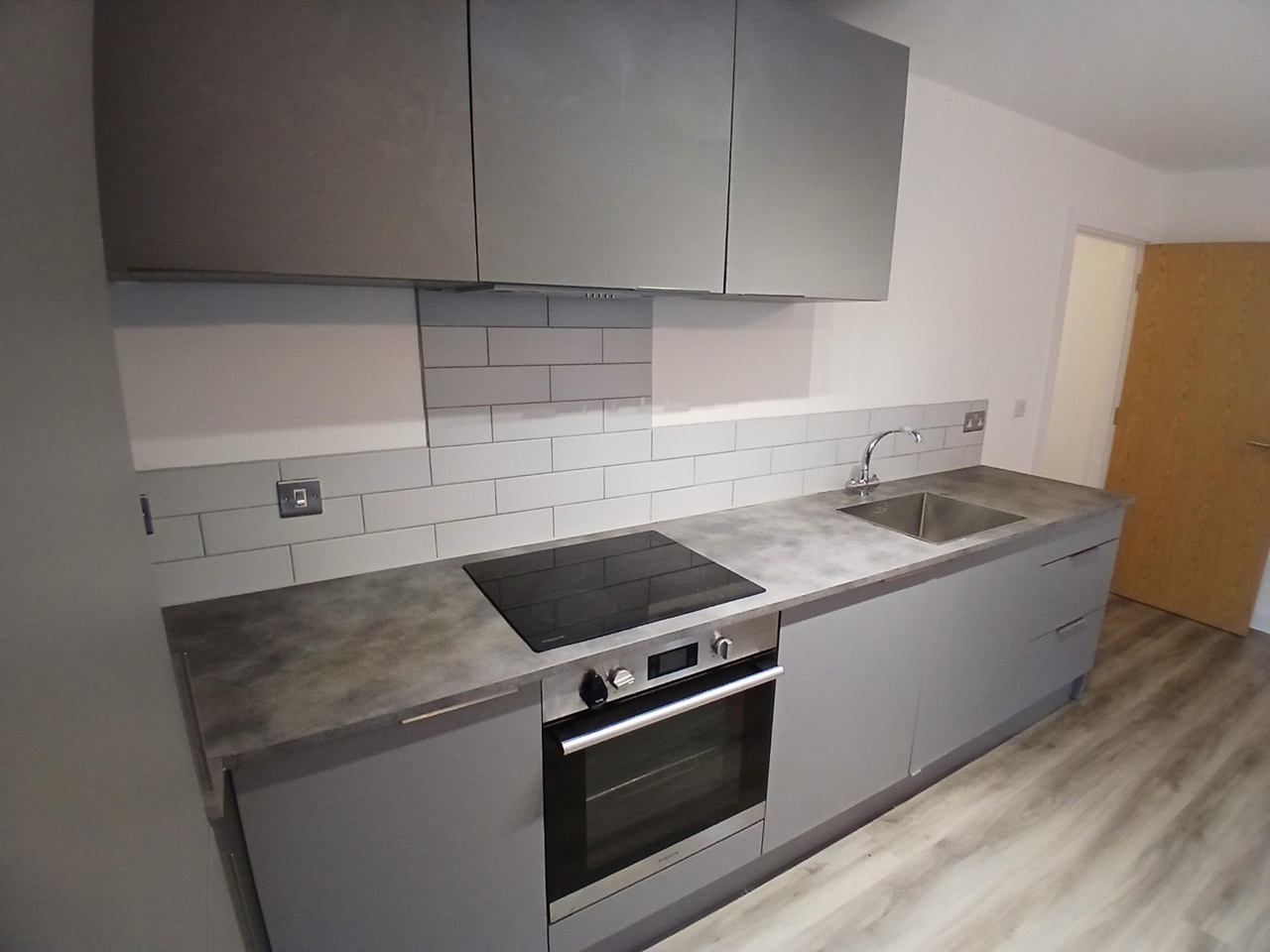 2 Bed Flat, Knitwear House, BS5 photo 4
