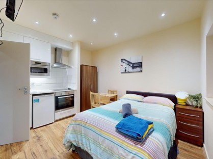 Studio Flat, Chatsworth Road, NW2