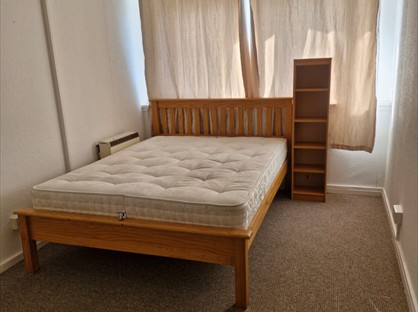 Room in a Shared House, Brecon, SS0