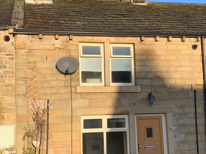 2 Bed Terraced House, Wooldale Road, HD9