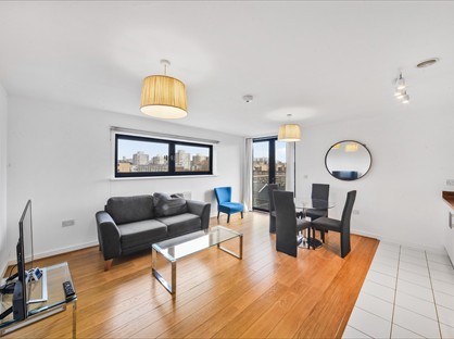 1 Bed Flat, Shepherd Court, E14