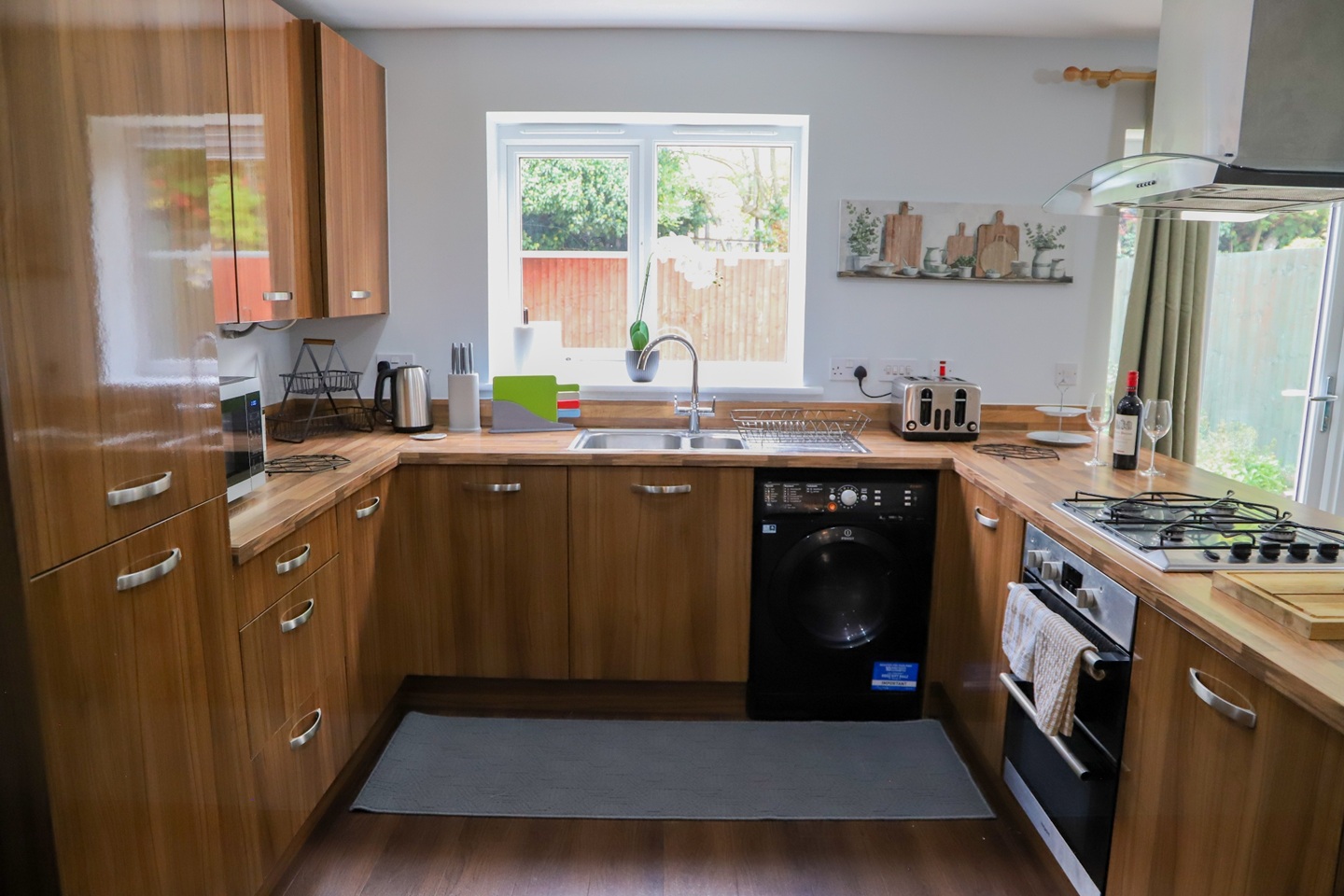 Additional image 8 of 4 Bed Semi-Detached House, Gardenia Road, LE5, N1 7GU