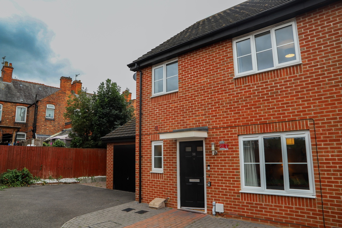 Additional image 20 of 4 Bed Semi-Detached House, Gardenia Road, LE5, N1 7GU