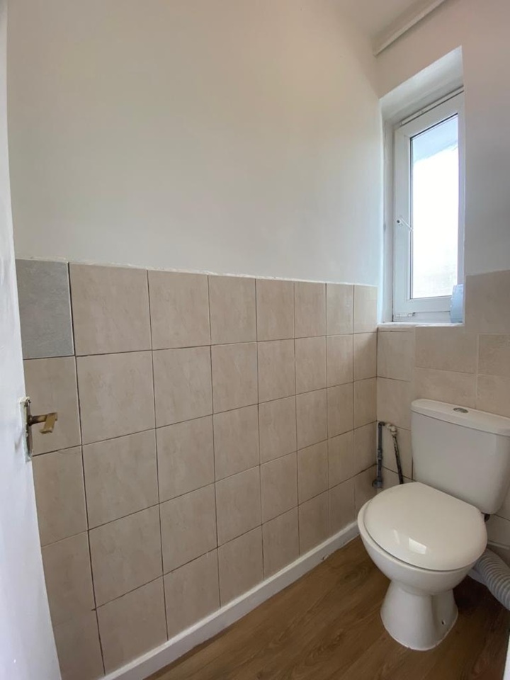 London - 2 Bed Flat, Taylor House, SW2 - To Rent Now for £1,800.00 p/m
