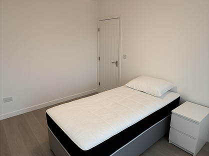 Room in a Shared House, North Street, NN8