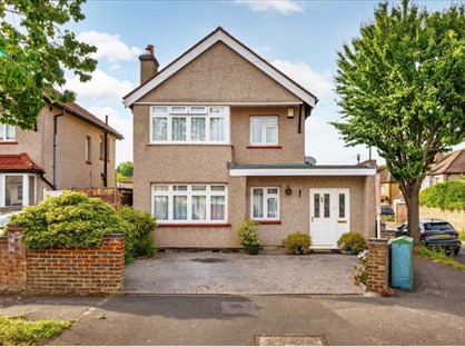 3 Bed Detached House, Paget Avenue, SM1