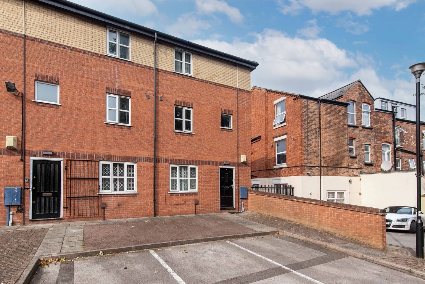 6 Bed Terraced House, Peveril Street, NG7, N1 7GU